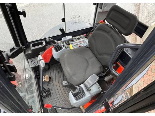 Мини-экскаватор Kubota U 35-3a3 (2015)