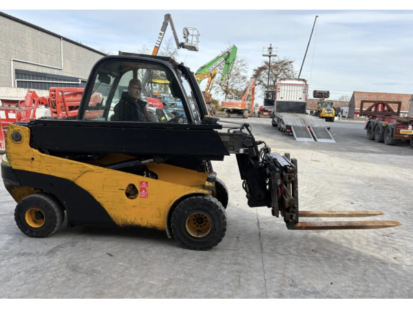 Погрузчик JCB TLT3.0D (2006)