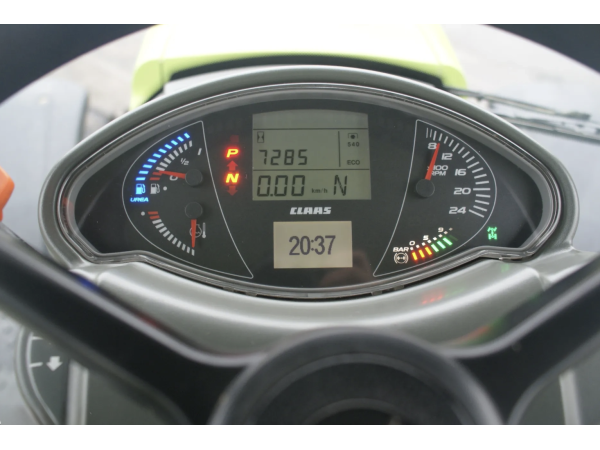 Трактор Claas Axion 830 (2014)