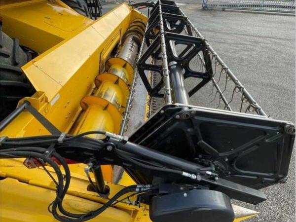 Комбайн New Holland CX 6.90 (2018)