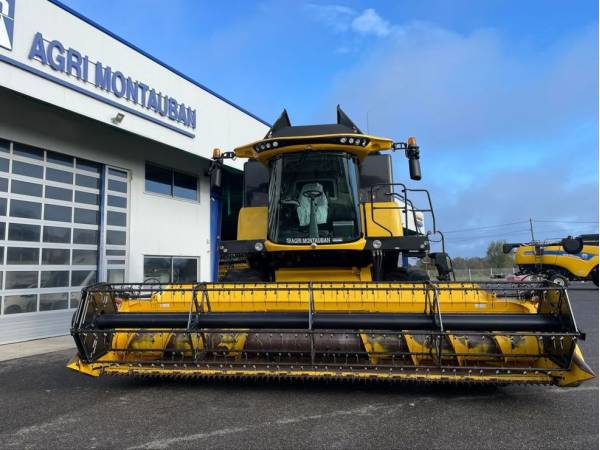 Комбайн New Holland CX 6.90 (2018)