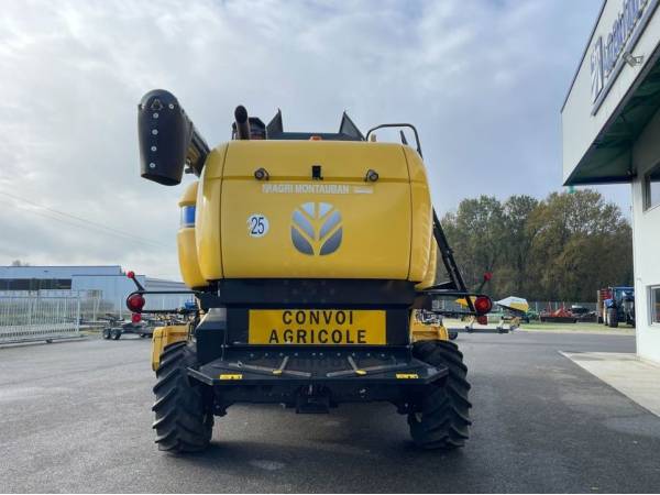 Комбайн New Holland CX 6.90 (2018)