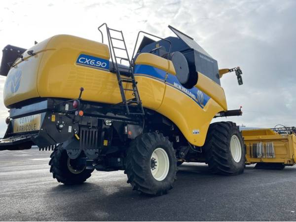 Комбайн New Holland CX 6.90 (2018)