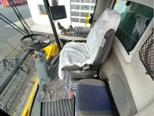 Комбайн New Holland CX 6.90 (2018)
