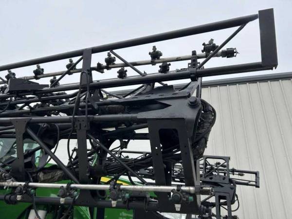 Самохідний обприскувач John Deere 4940 (2012)