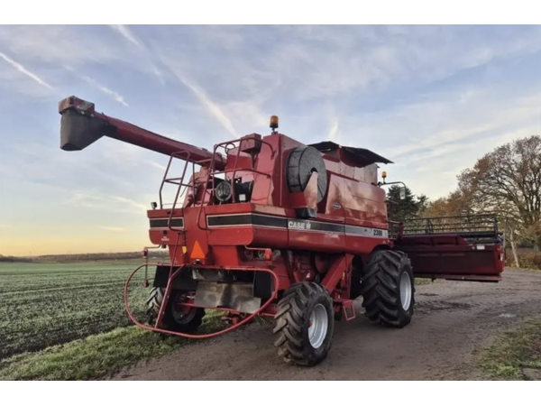 Комбайн Case IH 2388 Axial-Flow X-Clusive (2005)