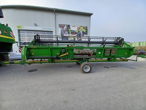 Комбайн John Deere C670i (2010)