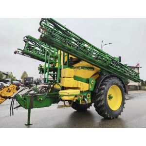 Причіпний обприскувач John Deere 832 (2011)
