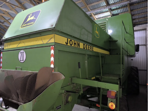 Комбайн John Deere 1174Sll (1991)