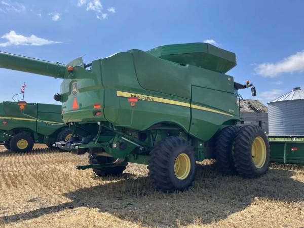 Комбайн John Deere S670 (2012)