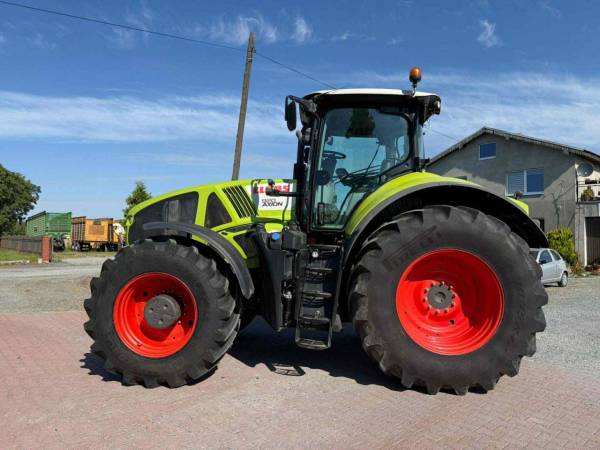 Трактор Claas Axion 920 (2016)