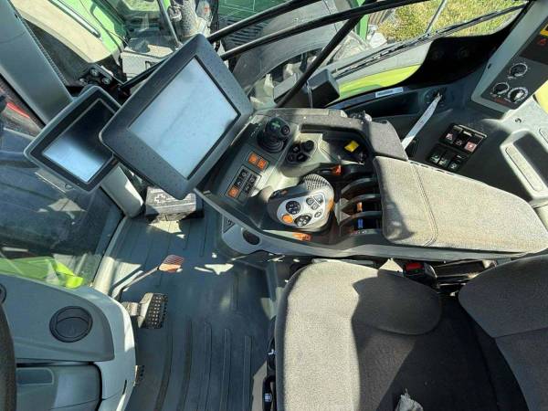 Трактор Claas Axion 920 (2016)
