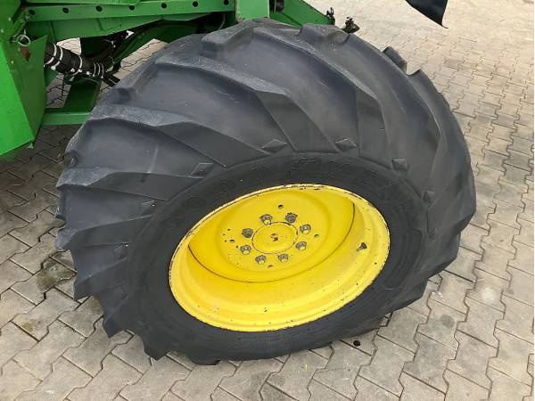Комбайн John Deere 2066 (1993)