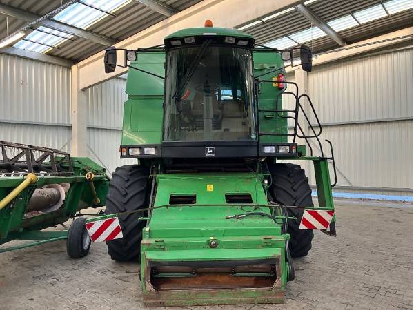 Комбайн John Deere 2066 (1993)