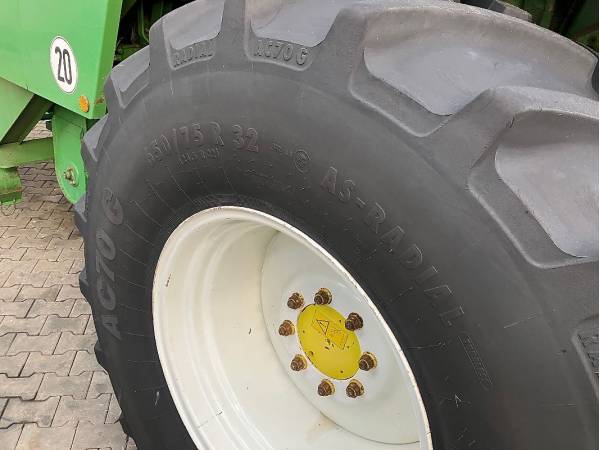 Комбайн John Deere 2066 (1993)