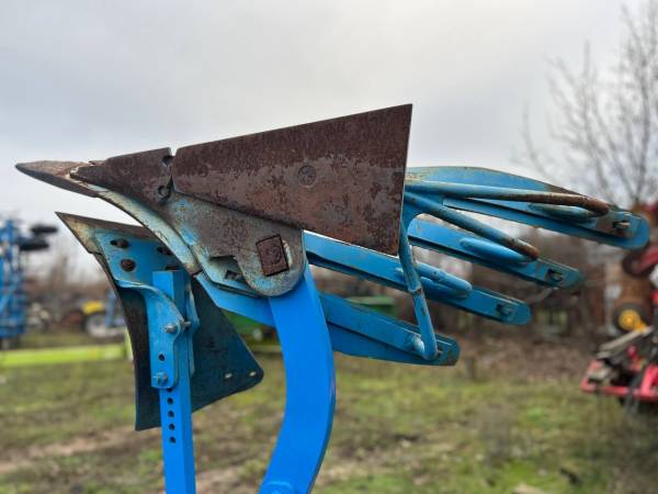 Плуг оборотний Lemken VariTansanit 8 під відновлення (2010)