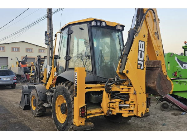 Экскаватор-погрузчик JCB 3CX (2021)