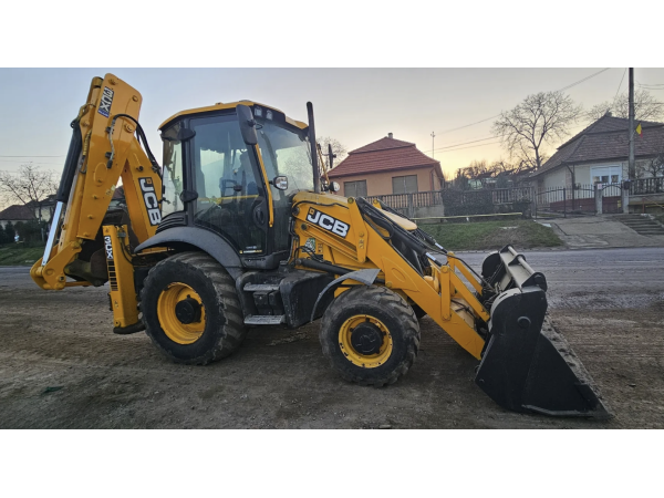 Экскаватор-погрузчик JCB 3CX (2021)