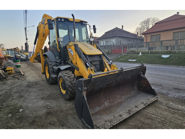 Экскаватор-погрузчик JCB 3CX (2021)