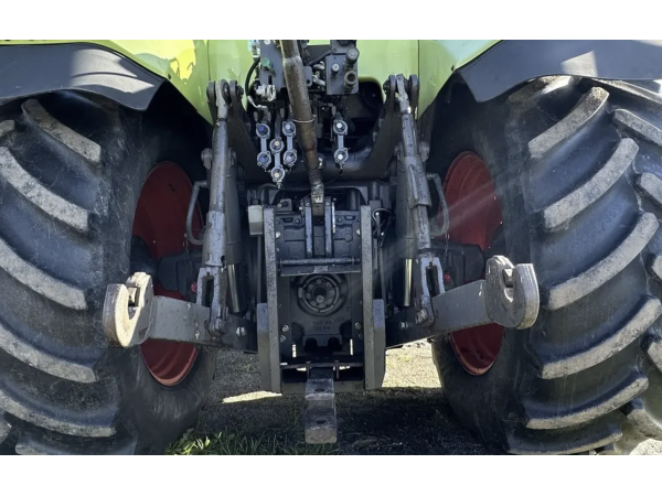 Трактор Claas Axion 840 (2011)