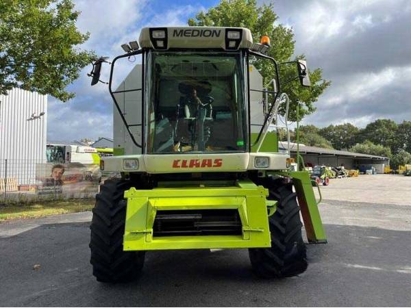 Комбайн Claas Medion 310 (2006)