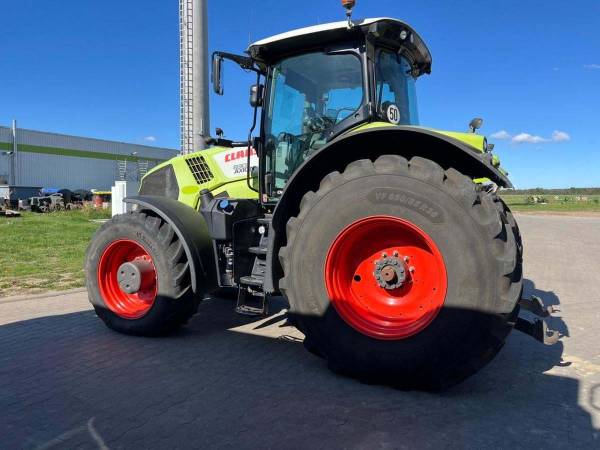 Трактор Claas Axion 830 (2014)
