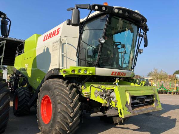 Комбайн Claas Lexion 740 (2015)