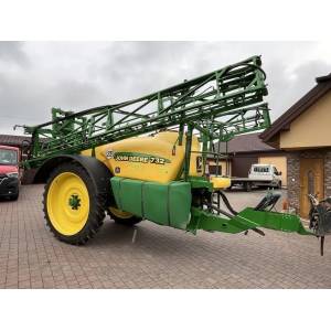 Причіпний обприскувач John Deere 732 (2011)