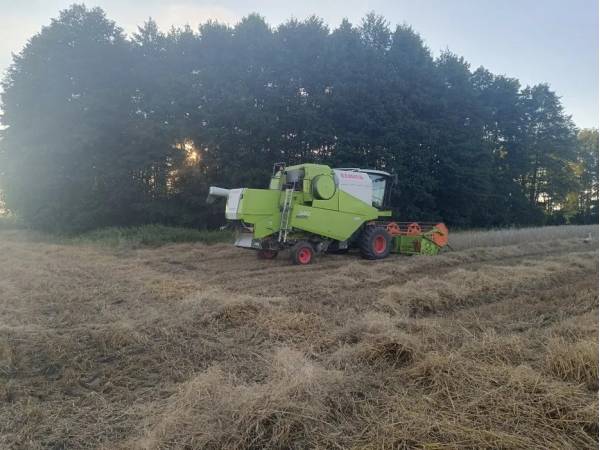 Комбайн Claas Avero 240 (2017)
