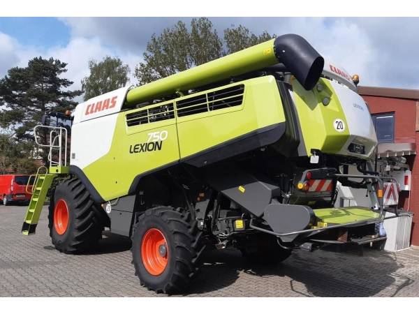 Комбайн Claas Lexion 750 (2015)