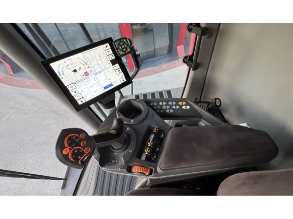 Комбайн Massey Ferguson 7370 Beta (2016)