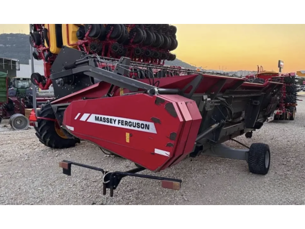 Комбайн Massey Ferguson 7370 Beta (2016)