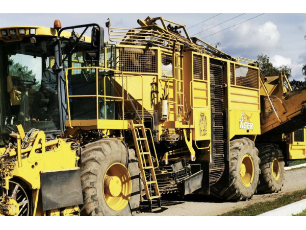 Свеклоуборочный комбайн Ropa Tiger V8 (2003)