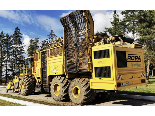 Свеклоуборочный комбайн Ropa Tiger V8 (2003)