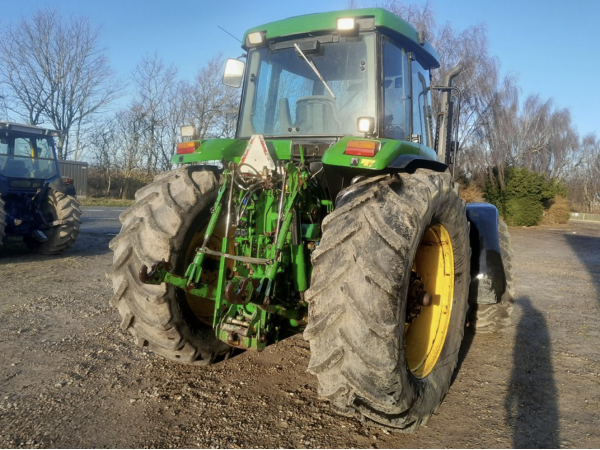 Трактор John Deere 7800 (1995)