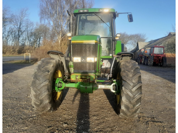 Трактор John Deere 7800 (1995)