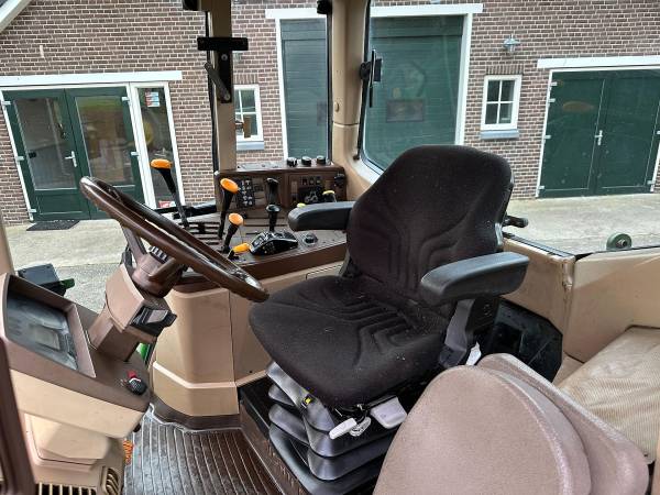Трактор John Deere 6110 Premium (1999)