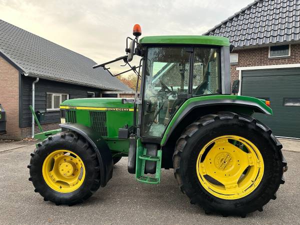 Трактор John Deere 6110 Premium (1999)