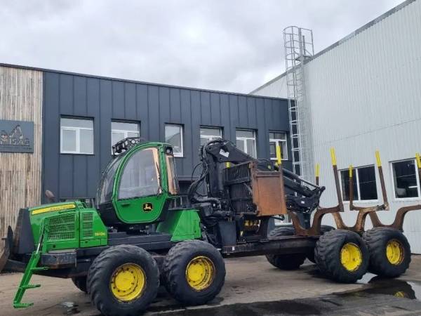 Форвардер лісовий John Deere 1510E  (2013)