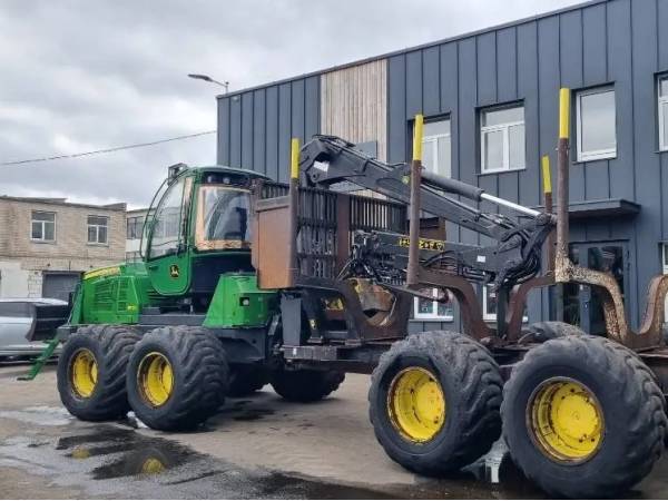 Форвардер лісовий John Deere 1510E  (2013)