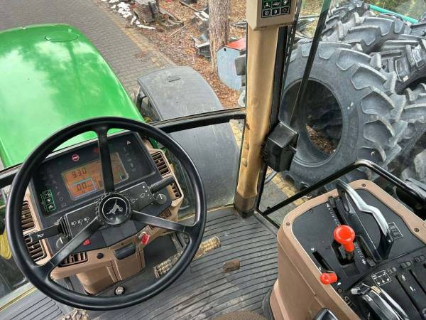 Трактор John Deere 7610 (1998) 