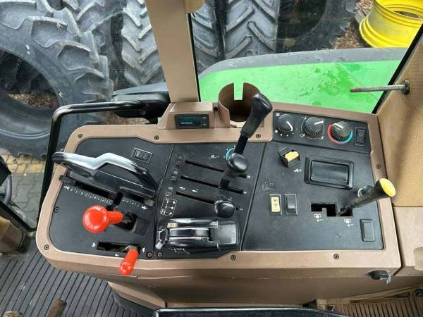 Трактор John Deere 7610 (1998) 