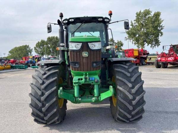 Трактор John Deere 6210R (2013)