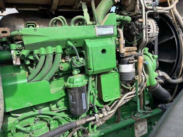 Трактор John Deere 6210R (2013)
