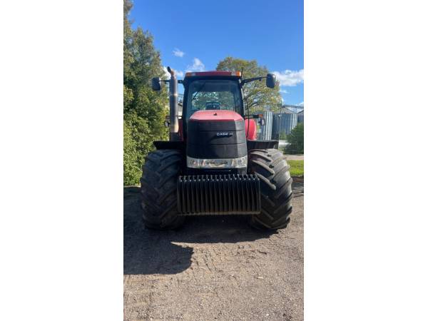Трактор Case IH Magnum 310 (2010)