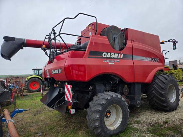 Комбайн Case IH 8120 (2009)