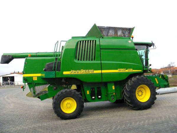 Комбайн John Deere 9780i CTS (2006)