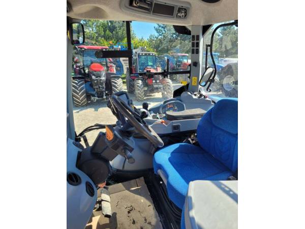 Трактор New Holland T7.210 (2012)