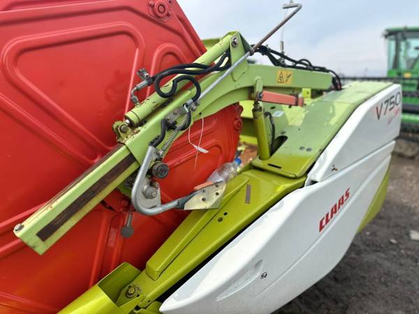 Жниварка зернова Claas Vario V750 (2010)