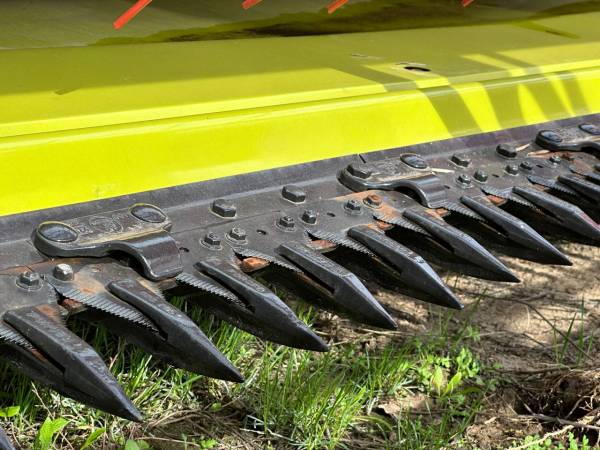 Жниварка зернова Claas Vario V750 (2010)